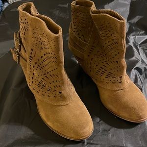 New Naughty Monkey Booties Size 8.5